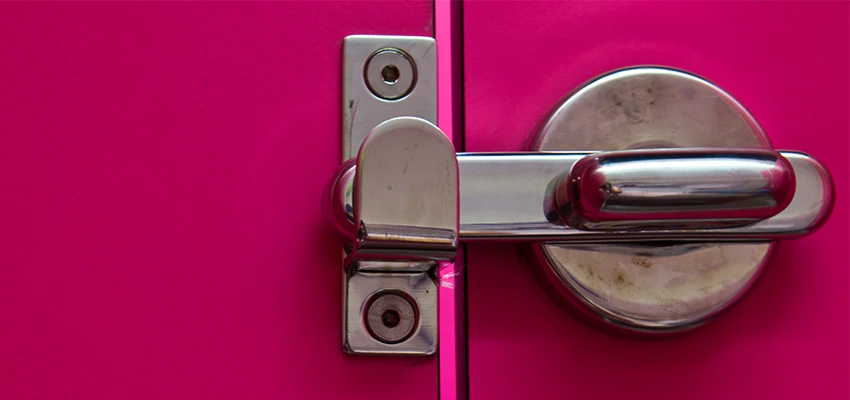 Childproof Gate Lock in Fairview, California