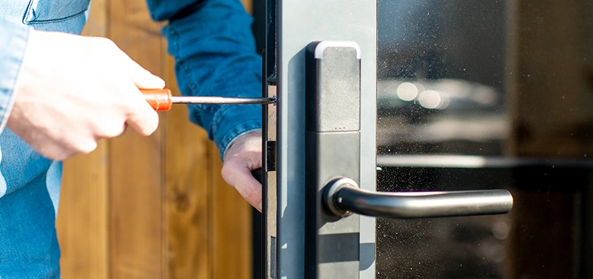 Aluminium Door Lock Replacement in Fairview, California