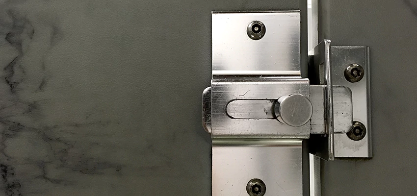 Fix A Room Door Lock in Fairview, CA